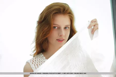 Радость в домашней обстановке: фотосет с Sienna